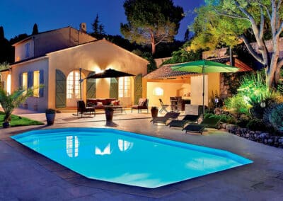 piscine forme original cristal