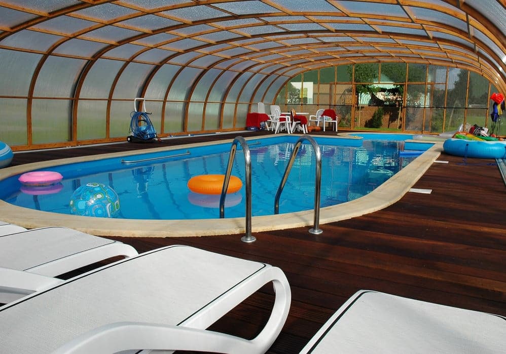 Abri-de-piscine-laguna-neo-clair-02