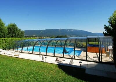 abri-de-piscine-retractable-medio-03