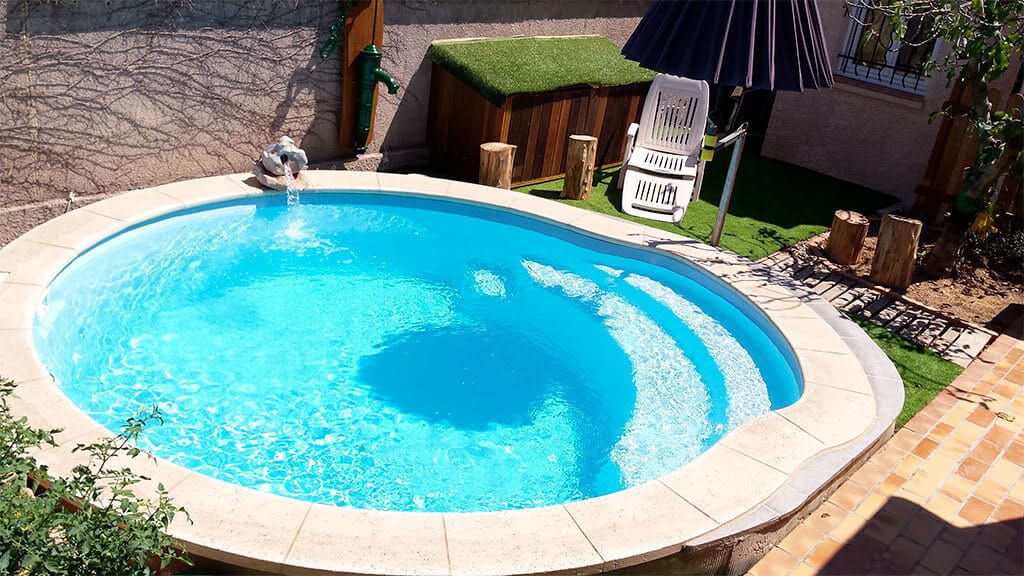 piscine coque ronde nacre