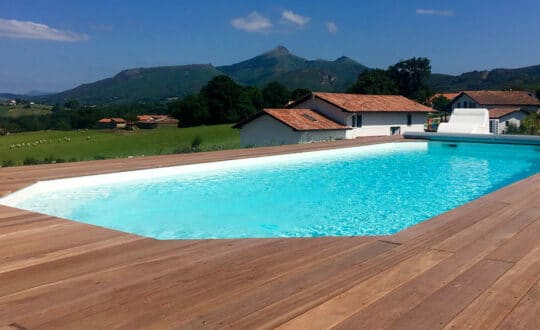 piscine fond incline onyx