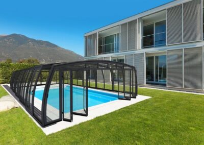 Abri de piscine haut télescopique