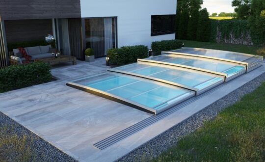 abri de piscine télescopique